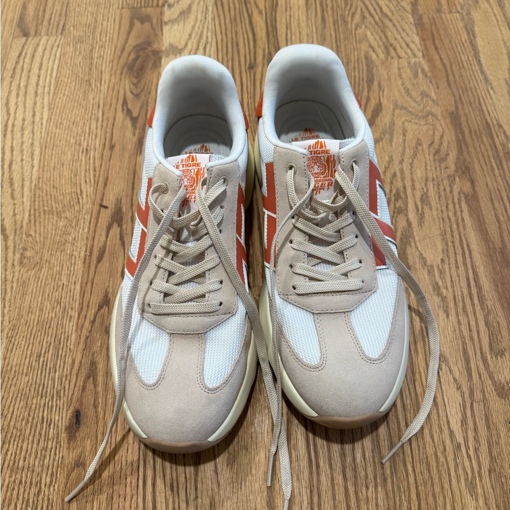 Le Tigre Beige White Orange Retro Sneakers